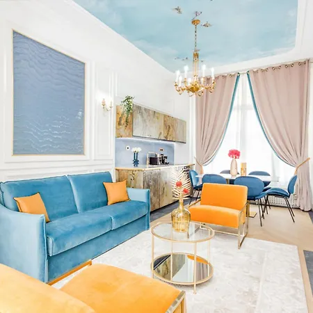 Merveil - Luxury -champs Elysees-haussmann I Paris